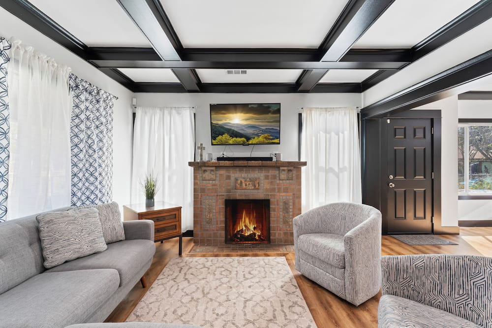 Photo of Livingroom in San Bernardino