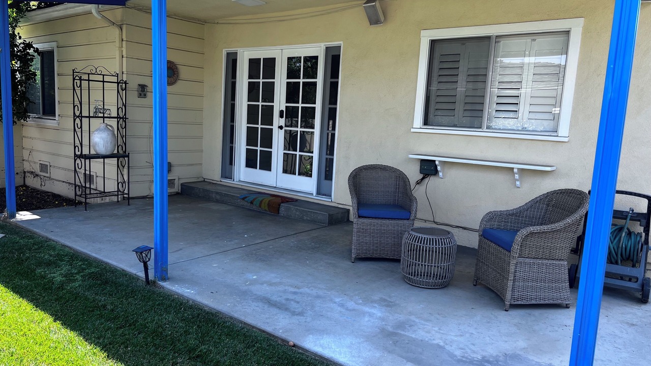 Photo of Patio Balcony in San Gabriel