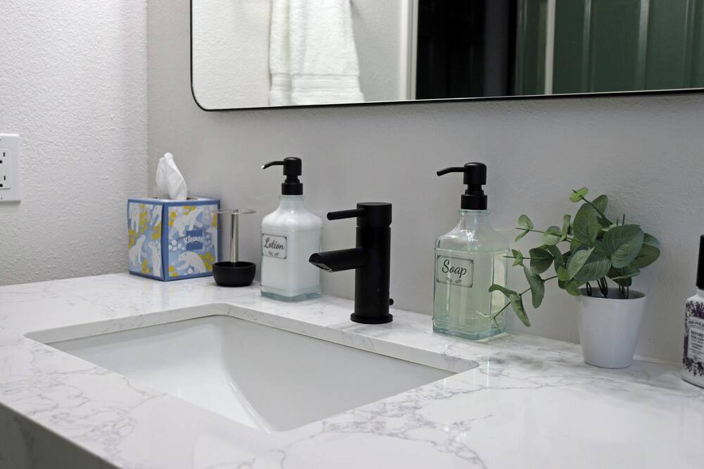 Photo of Bathroom in Wrightwood