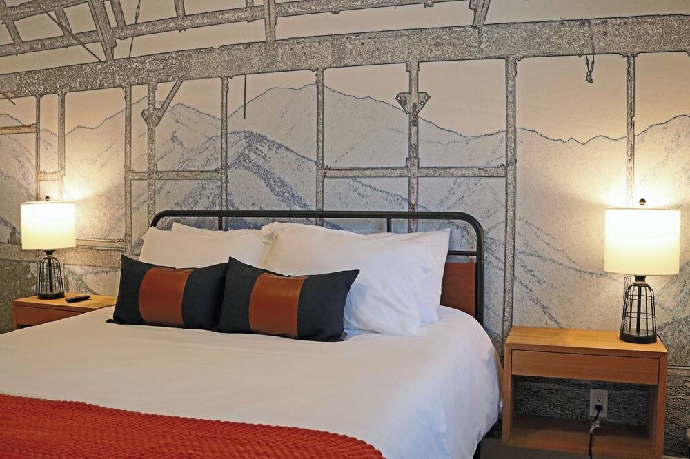 Photo of Bedroom in Wrightwood