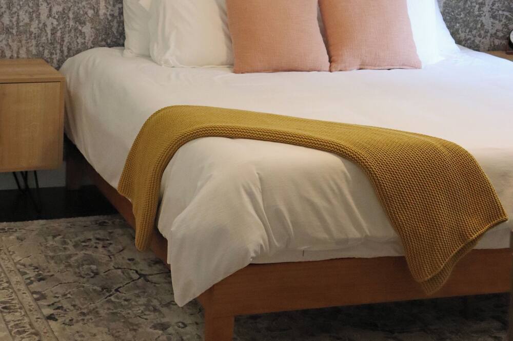 Photo of Bedroom in Wrightwood