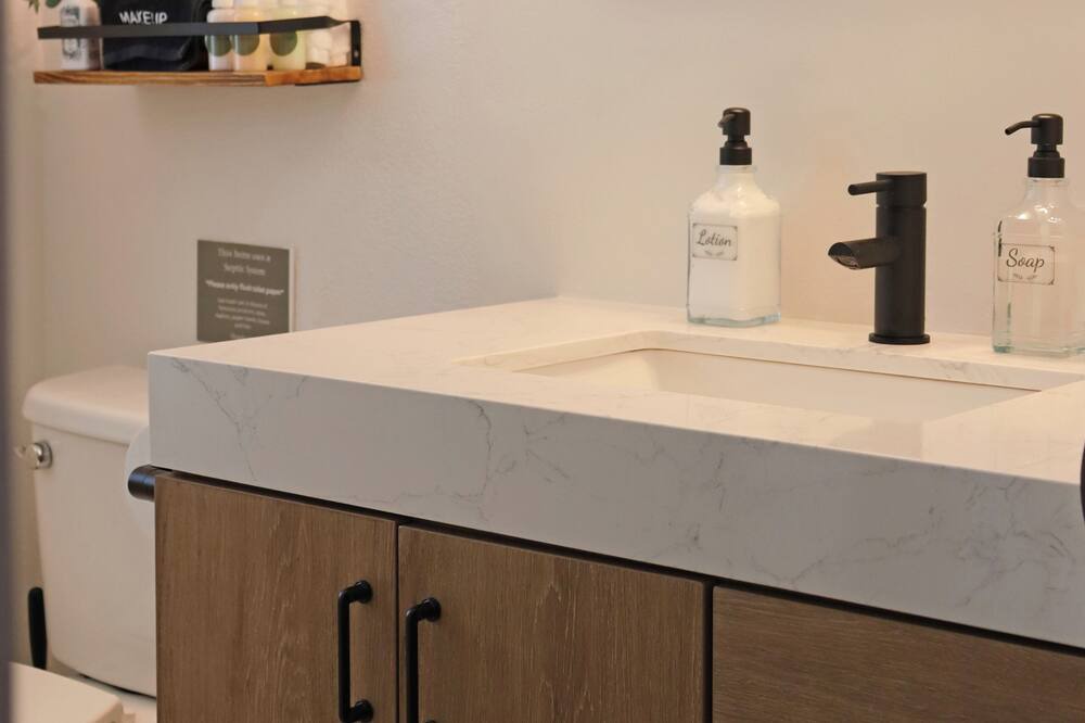 Photo of Bathroom in Wrightwood
