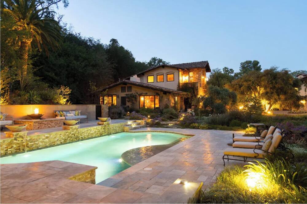 Photo of Outdoor in Cowan Heights