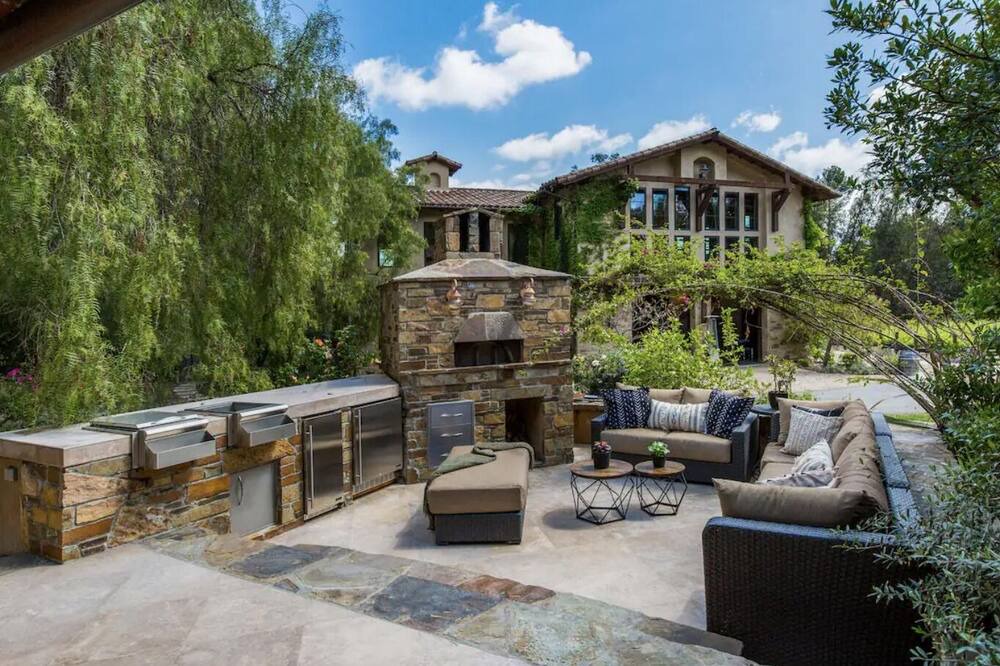 Photo of Outdoor in Cowan Heights