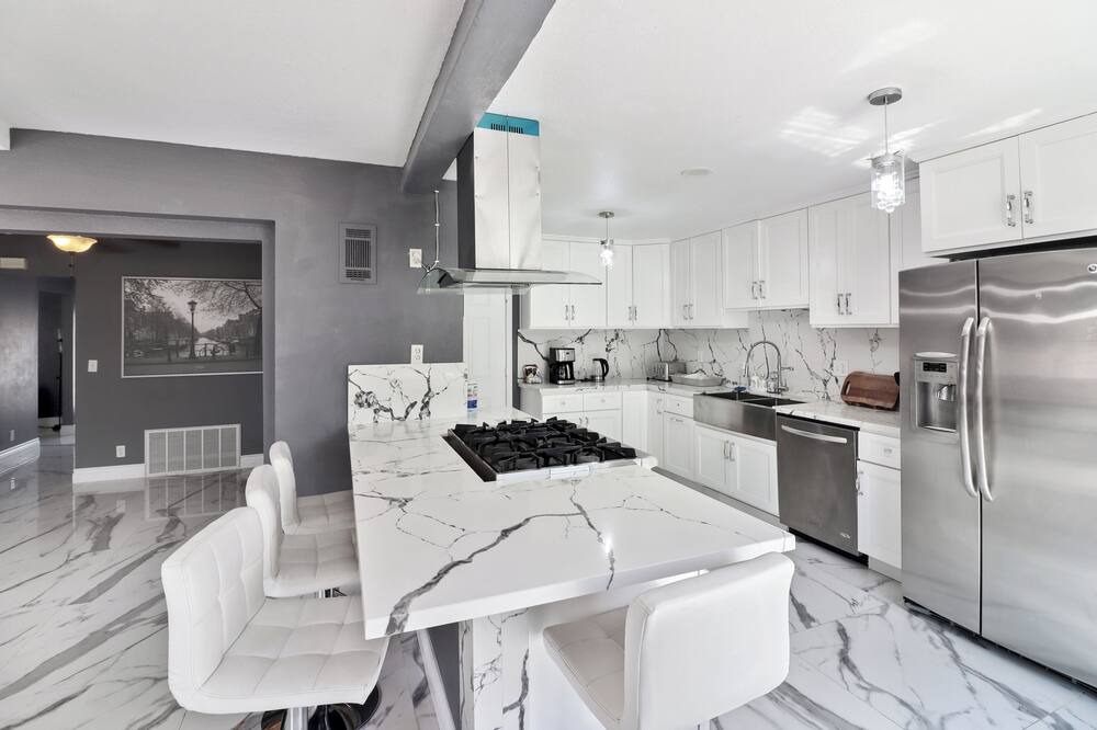 Photo of Kitchen in Anaheim Colony Historic District