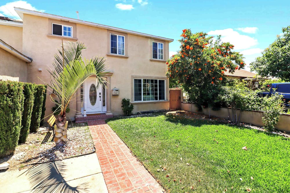 Photo of Others in Anaheim Colony Historic District