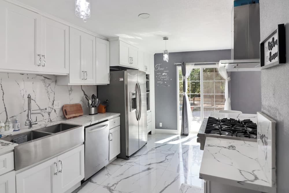 Photo of Kitchen in Anaheim Colony Historic District
