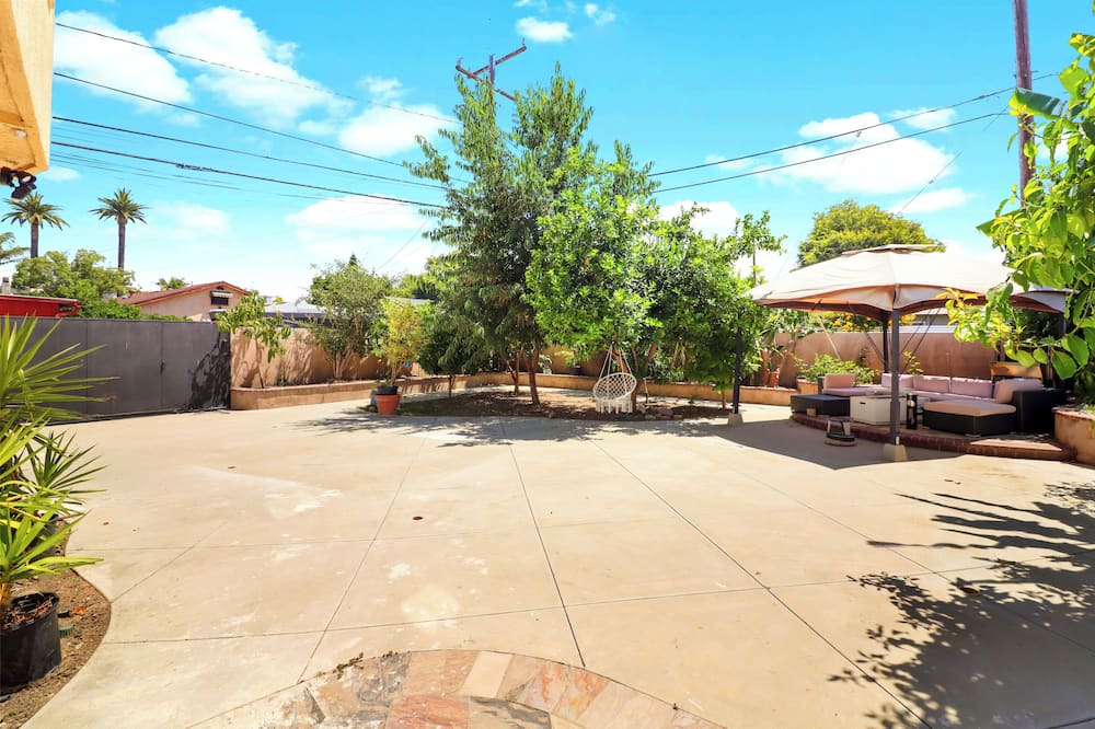 Photo of Patio Balcony in Anaheim Colony Historic District