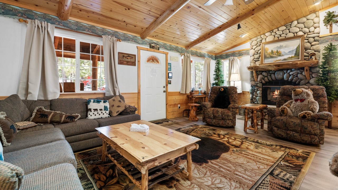 Photo of Livingroom in Fox Farm