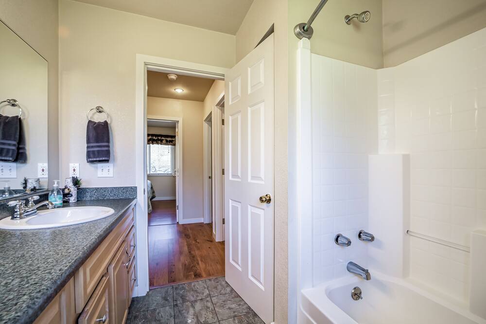 Photo of Bathroom in Orick