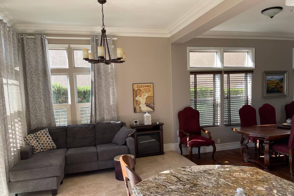 Photo of Livingroom in Dana Point