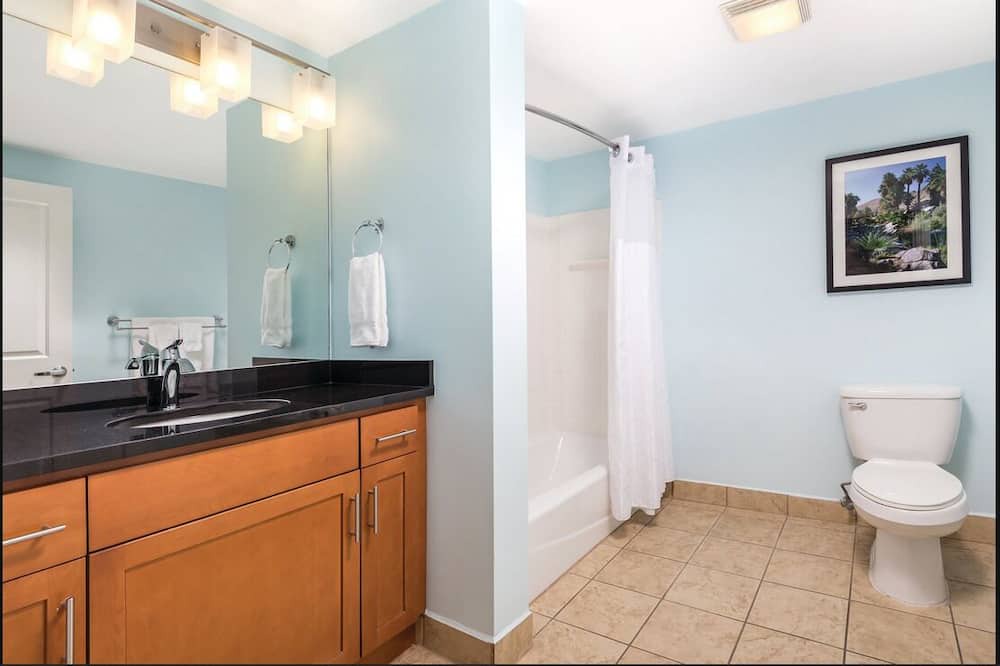 Photo of Bathroom in Terra Lago