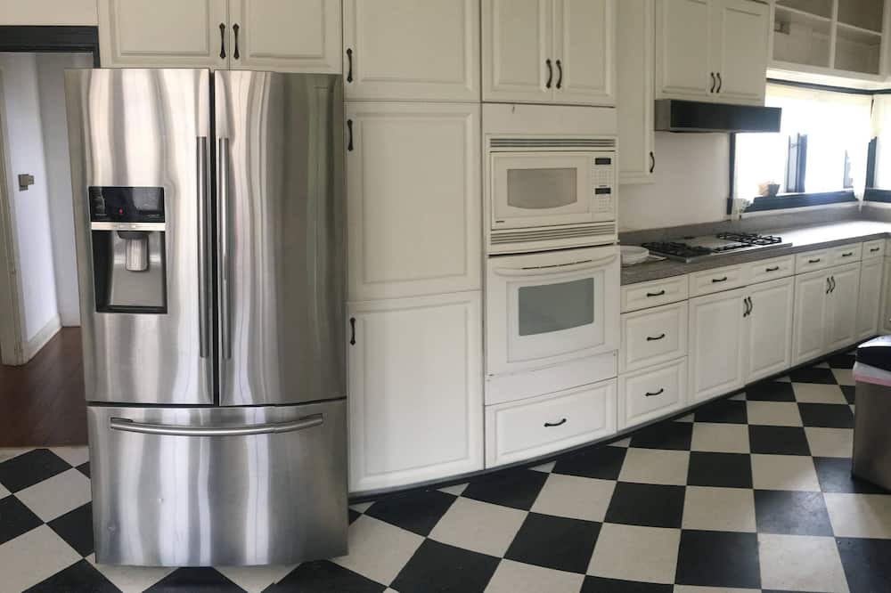 Photo of Kitchen in Verdugo Viejo
