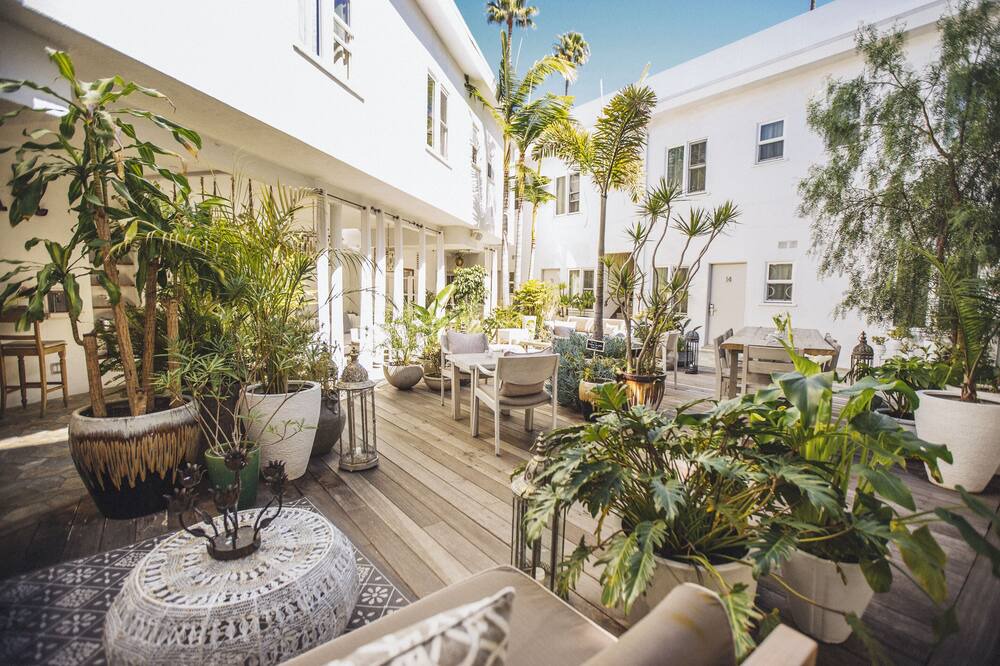 Photo of Outdoor in Beverly Hills