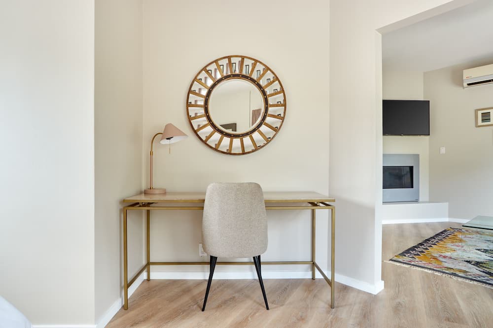 Photo of Bedroom in Beverly Hills
