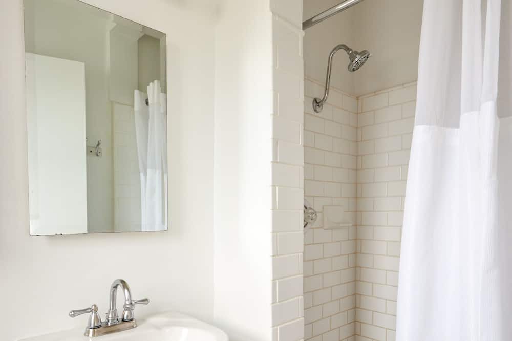 Photo of Bathroom in Beverly Hills