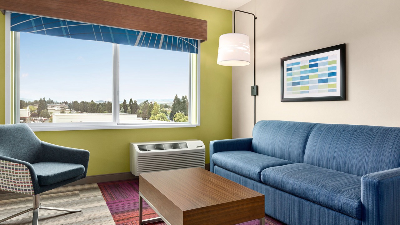 Photo of Bedroom in Ukiah