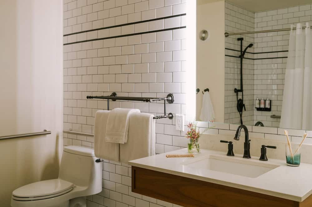 Photo of Bathroom in Sawtelle