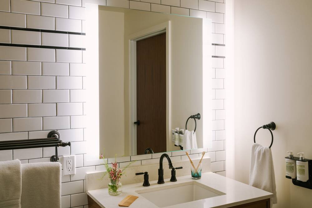 Photo of Bathroom in Sawtelle
