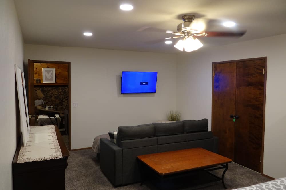 Photo of Livingroom in Big Bear