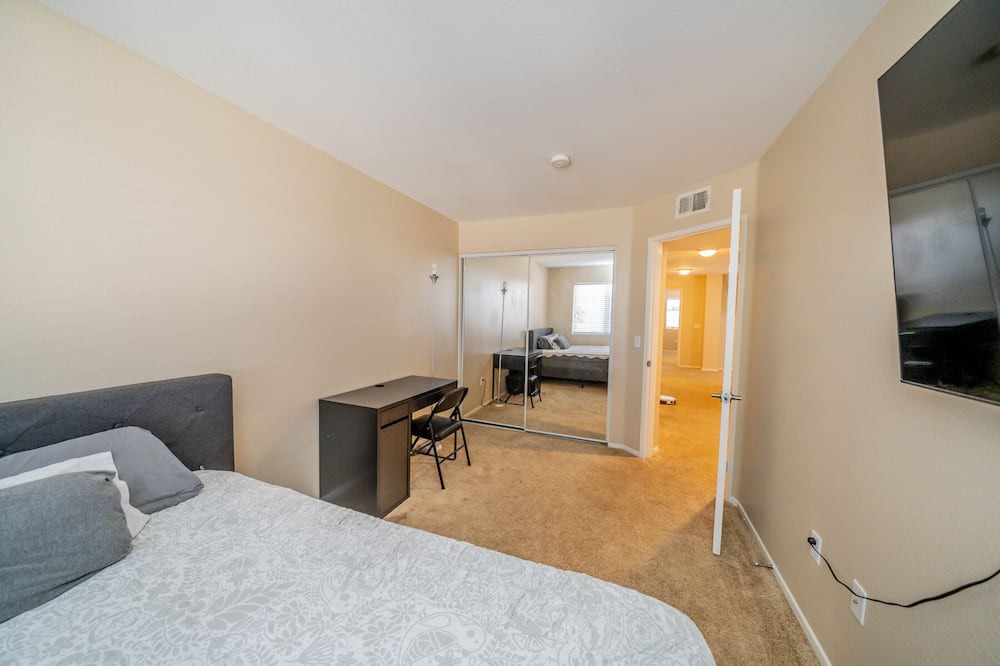 Photo of Bedroom in Mira Loma