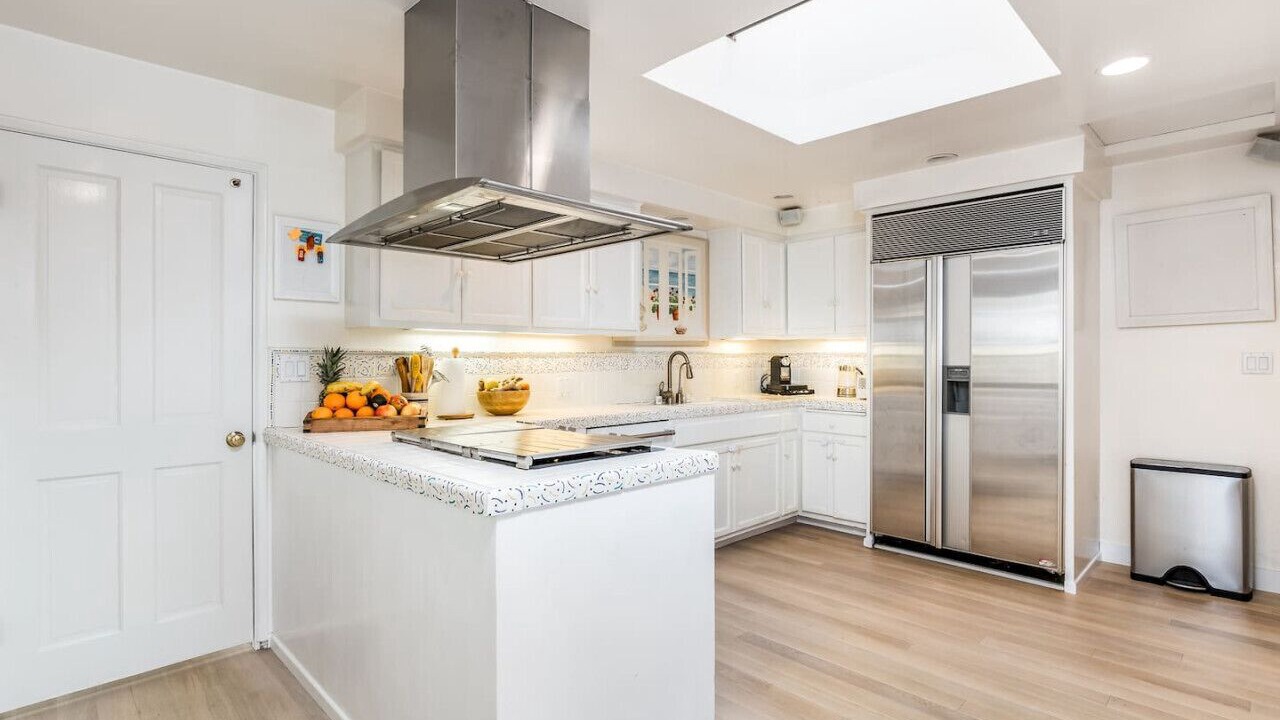 Photo of Kitchen in Eastern Malibu