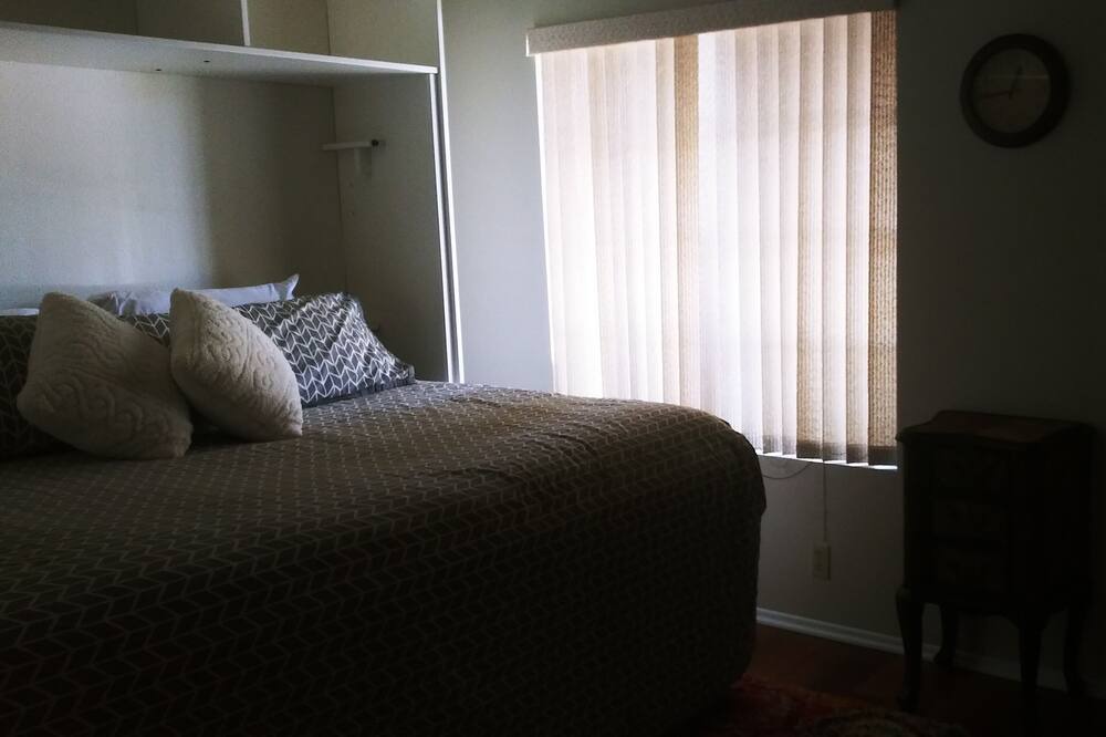 Photo of Bedroom in Sun Lakes