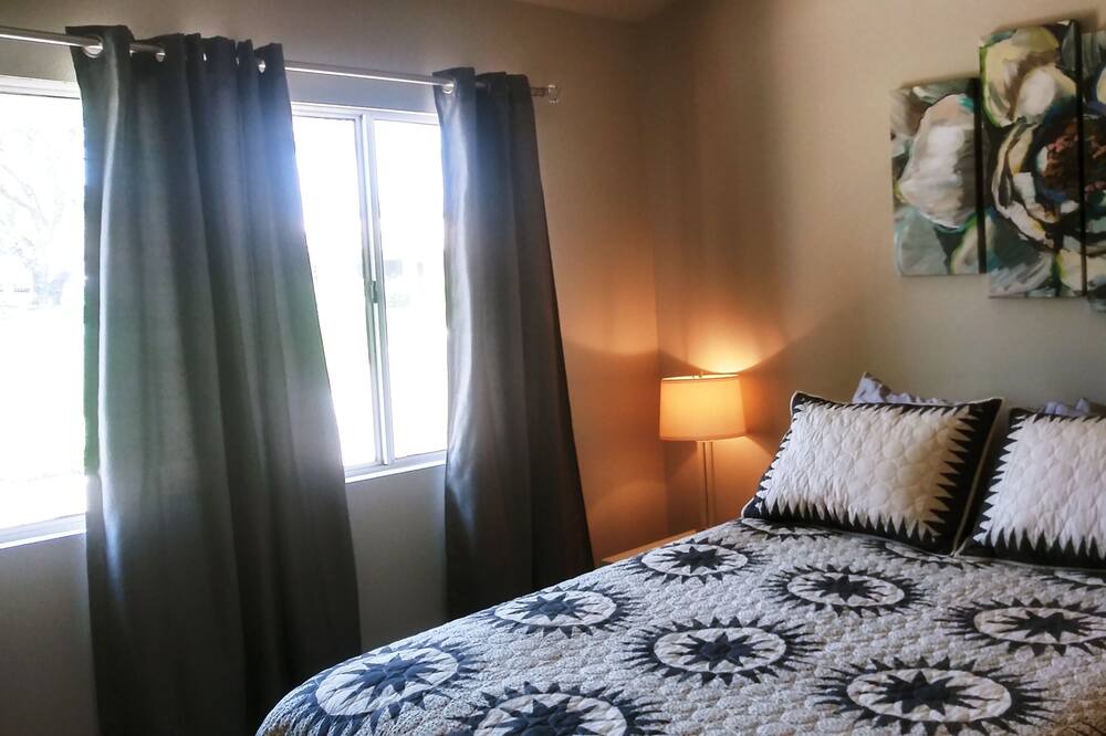 Photo of Bedroom in Sun Lakes
