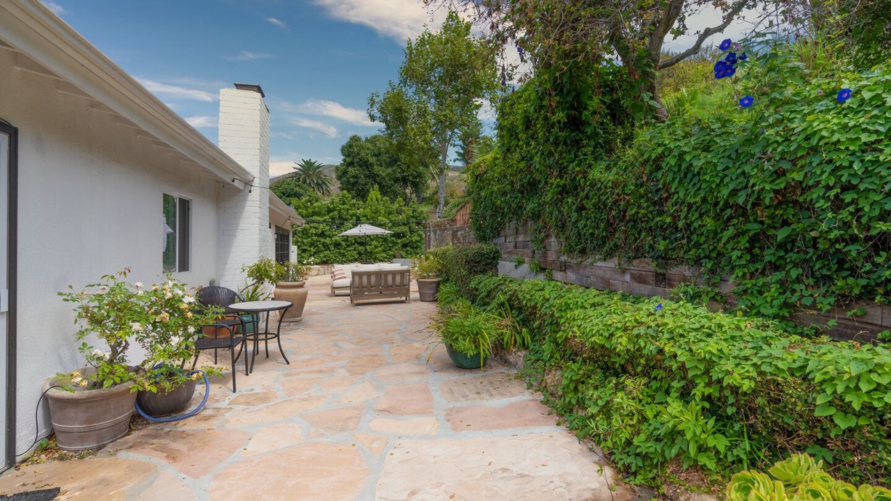 Photo of Patio Balcony in Western Malibu