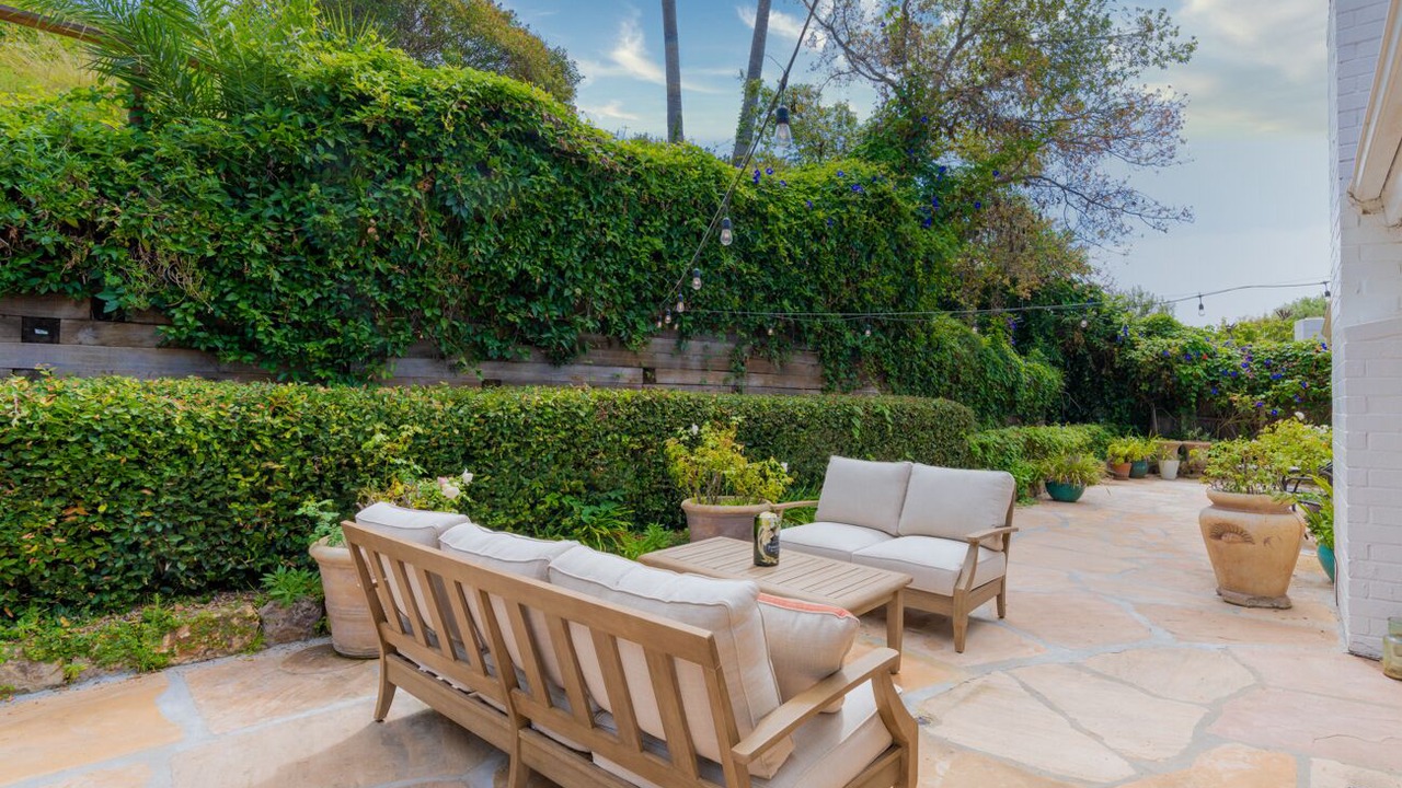 Photo of Patio Balcony in Western Malibu