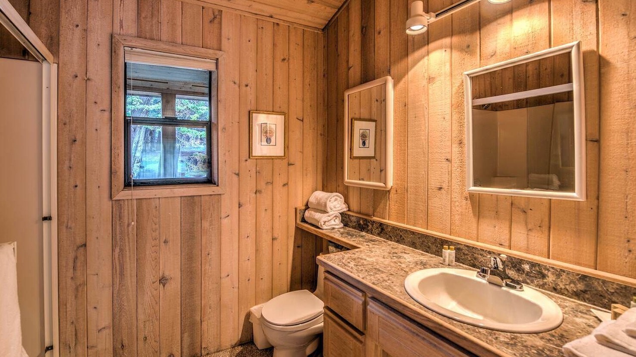 Photo of Bathroom in Sea Ranch