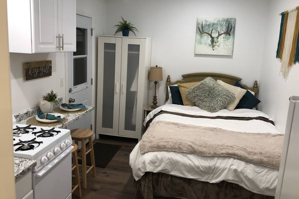 Photo of Bedroom in Castaic