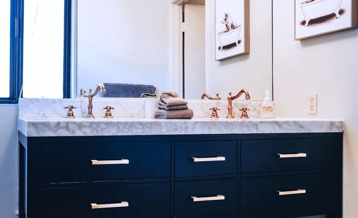 Photo of Bathroom in Upper Moonridge