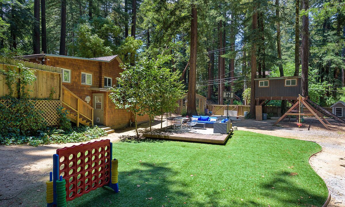 Photo of Outdoor in Redwood City