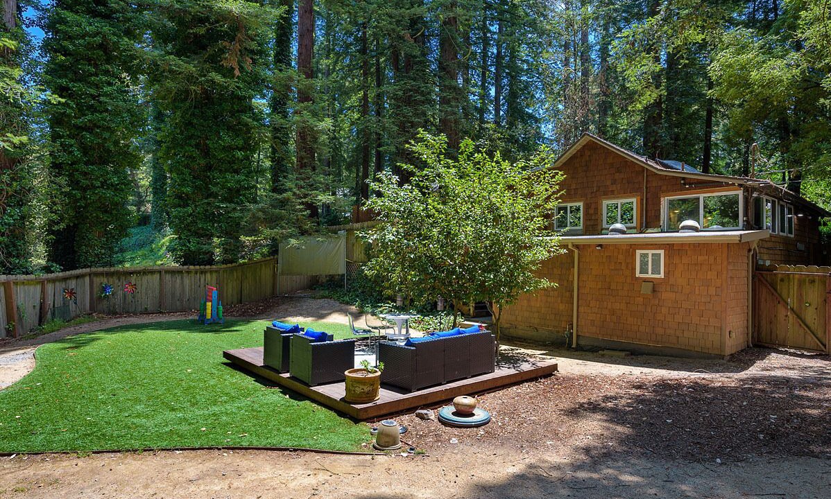 Photo of Outdoor in Redwood City