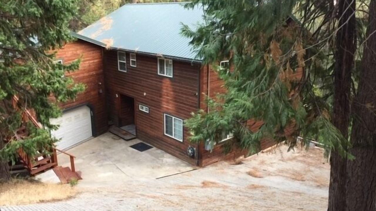 Photo of Outdoor in Avery