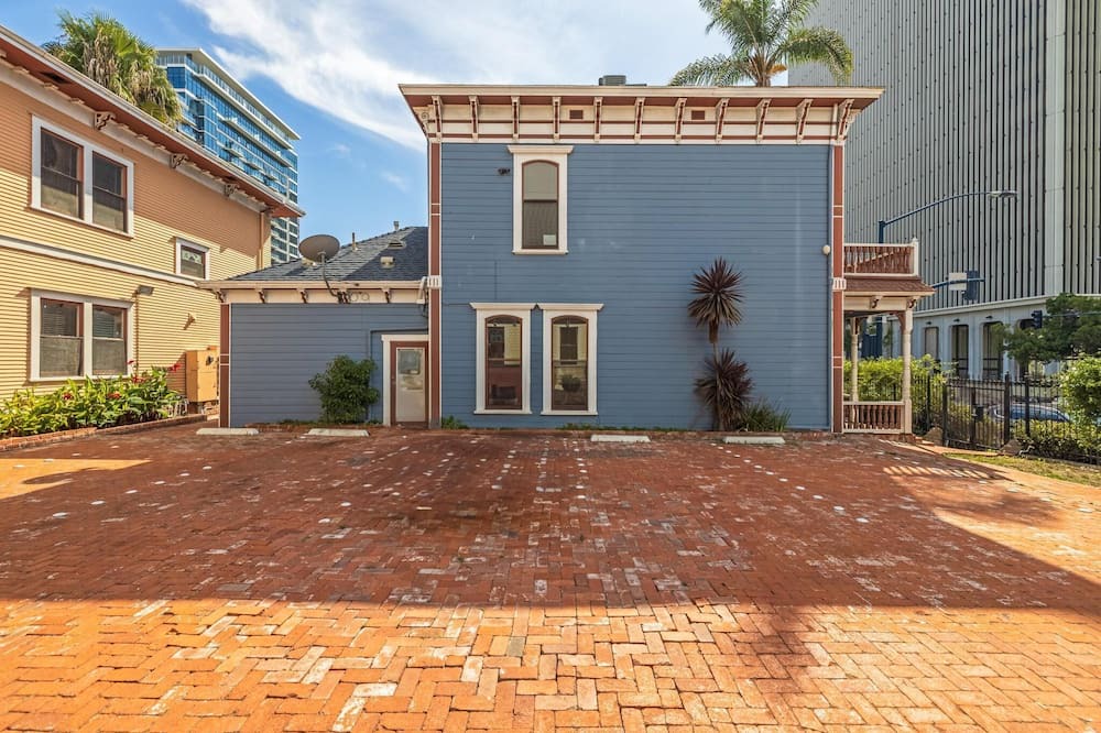 Photo of Others in Cortez Hill