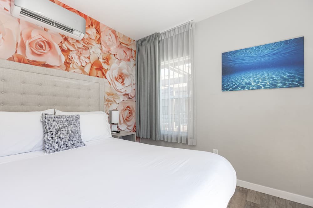 Photo of Bedroom in Mission Hills