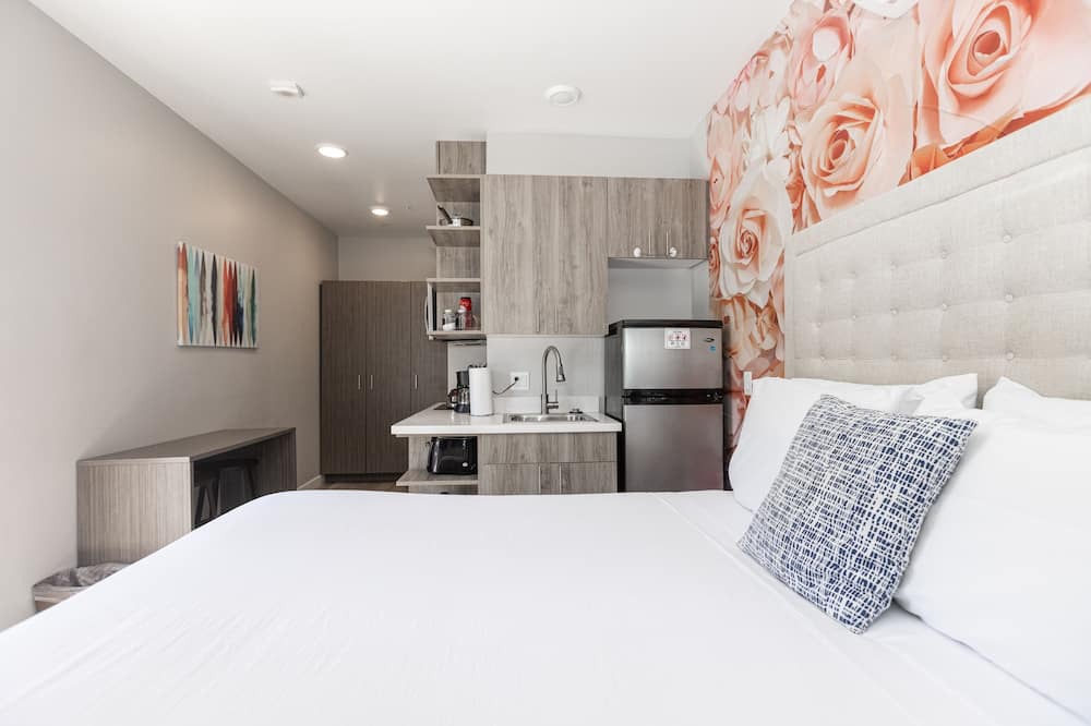 Photo of Bedroom in Mission Hills