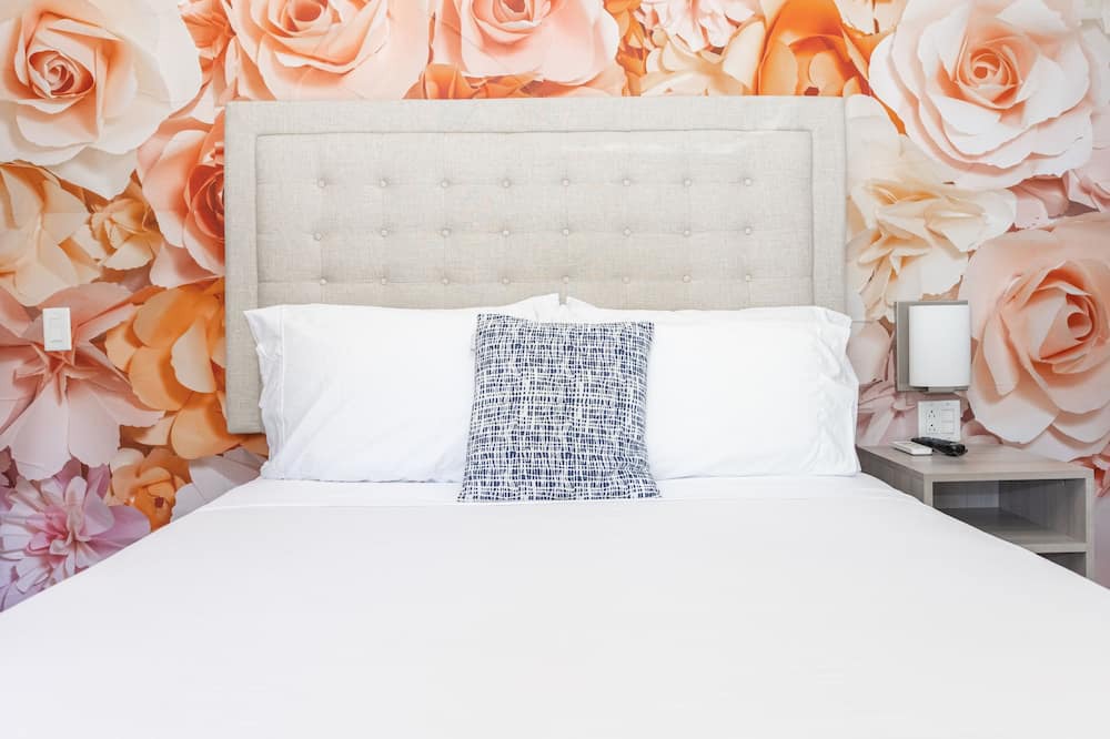 Photo of Bedroom in Mission Hills