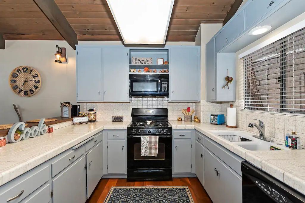 Photo of Kitchen in Crestline