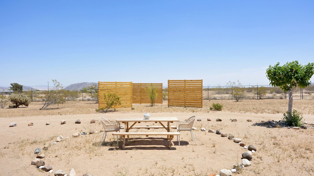 Photo of Outdoor in Landers