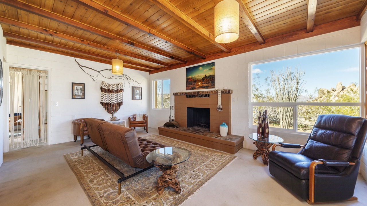 Photo of Livingroom in Panorama Heights