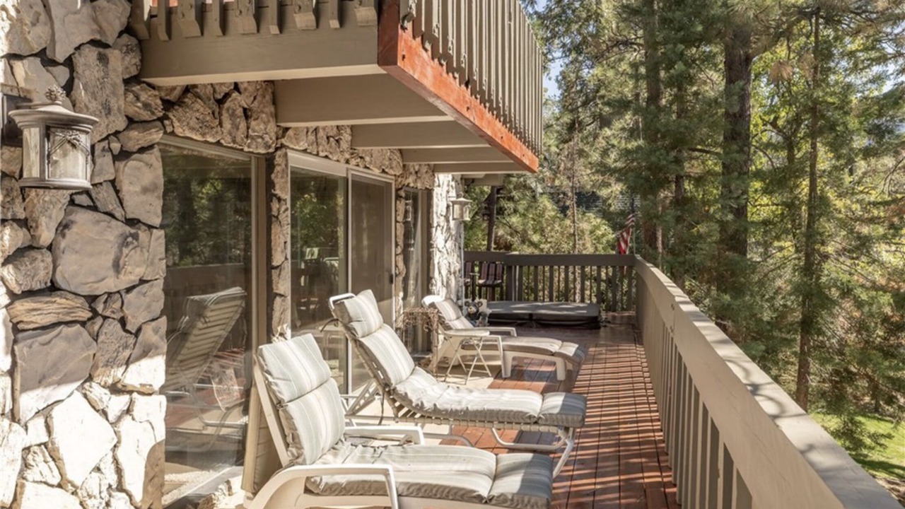 Photo of Outdoor in Moonridge