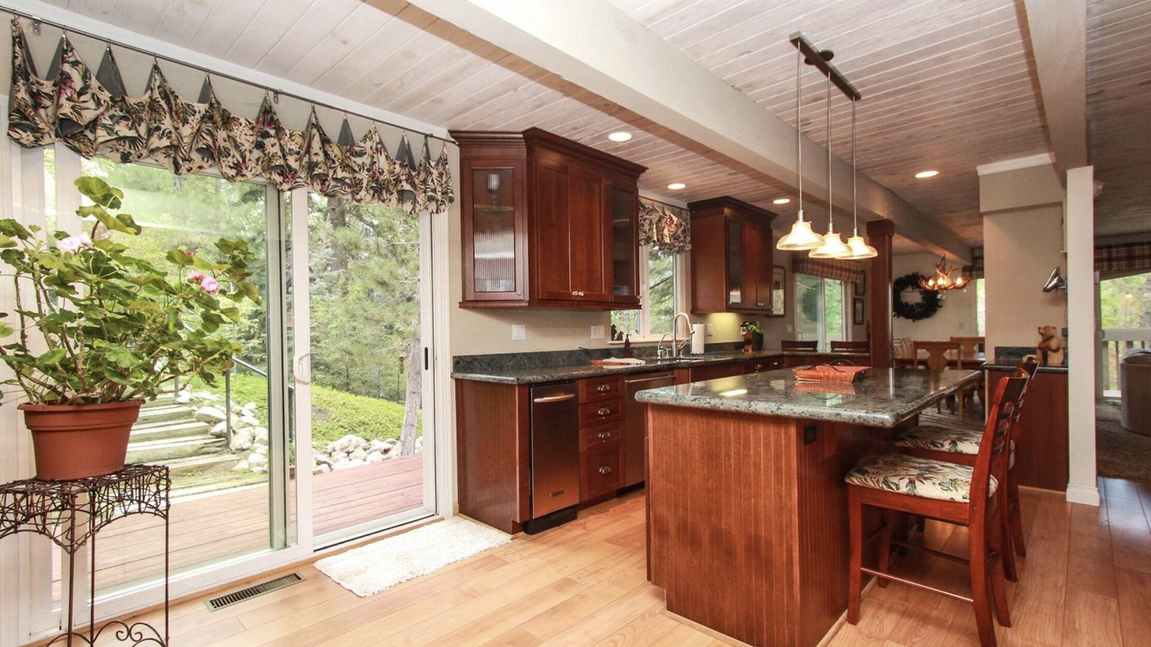 Photo of Kitchen in Moonridge