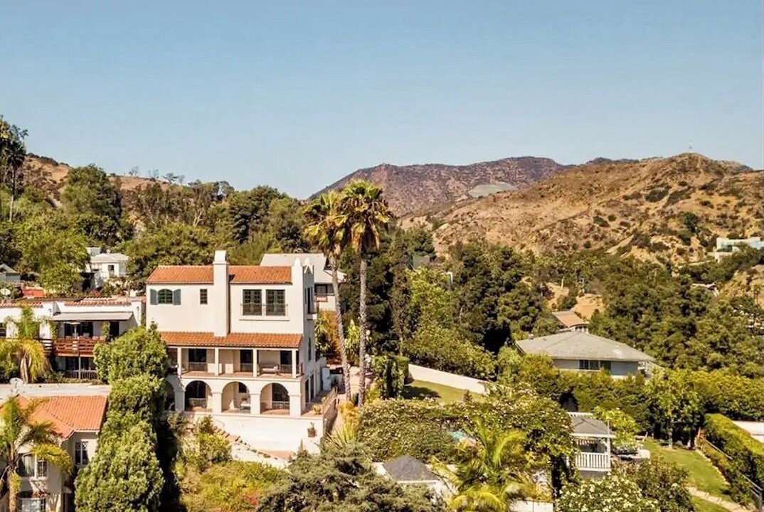 Photo of Outdoor in Hollywood Hills