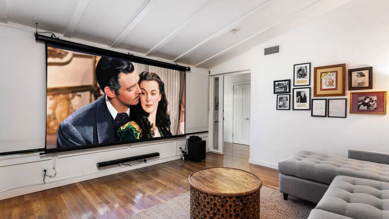 Photo of Others in Hollywood Hills