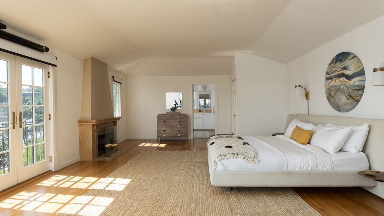 Photo of Bedroom in Hollywood Hills