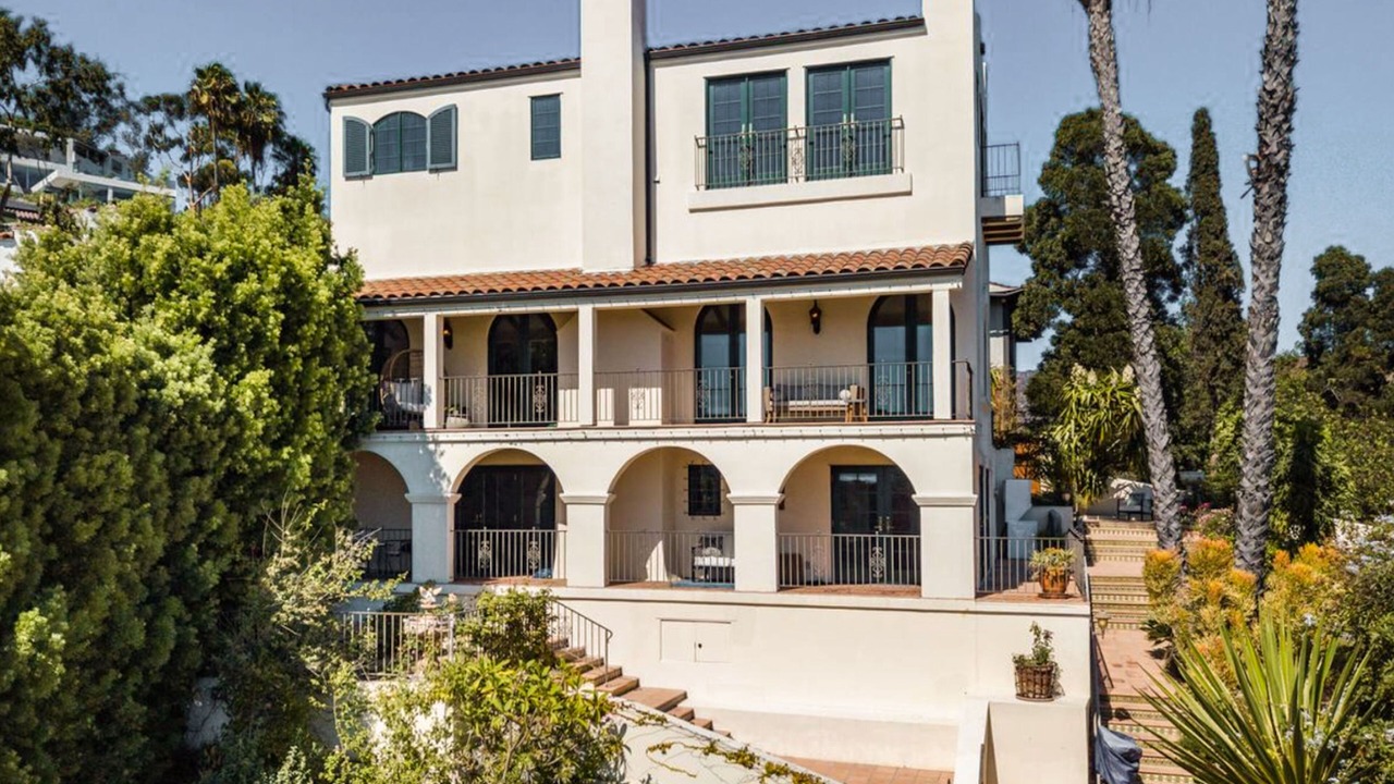 Photo of Outdoor in Hollywood Hills