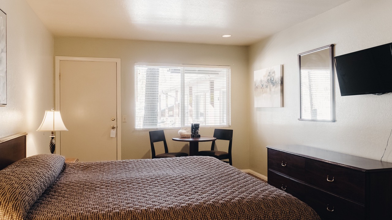 Photo of Bedroom in Big Bear Lake